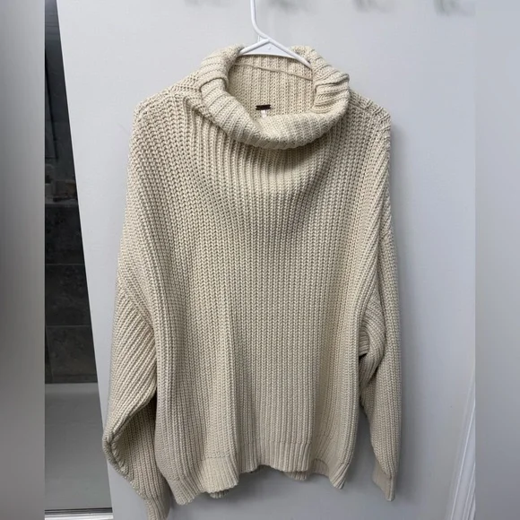 Free People “Swim Too Deep” Cream Turtle Neck Sweater - Picture 5 of 11